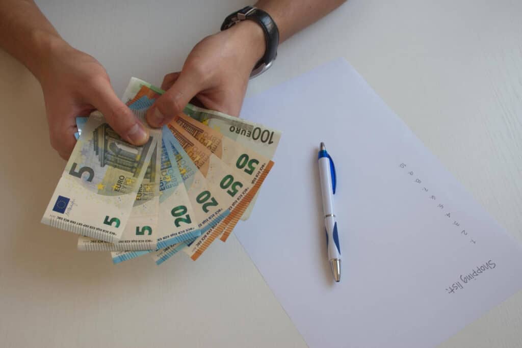 5 métiers 3217 euros par mois