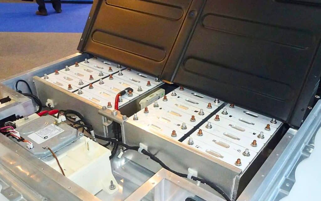 Ce gel triple la durée de vie des batteries de voitures électriques et offre jusqu'à 2,8 fois plus d'autonomie : un bond technologique venu de Corée du Sud qui rebat les cartes de l'industrie