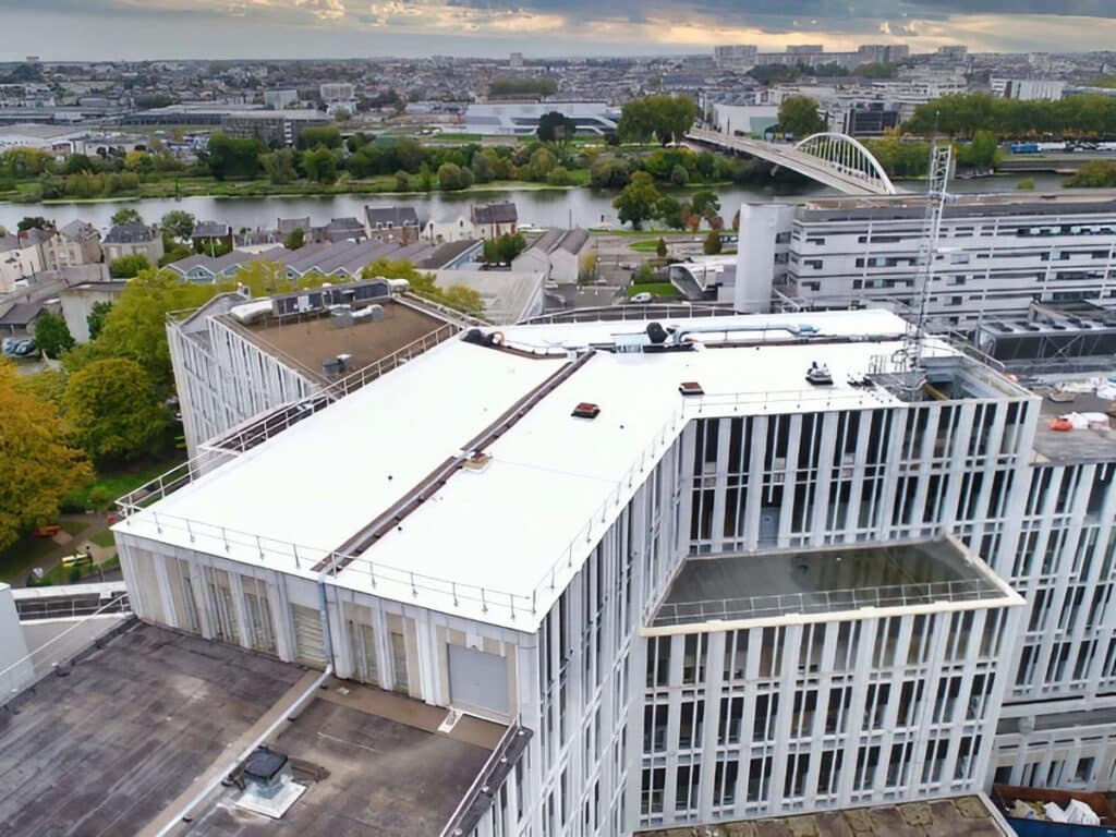 chu angers dans la tourmente