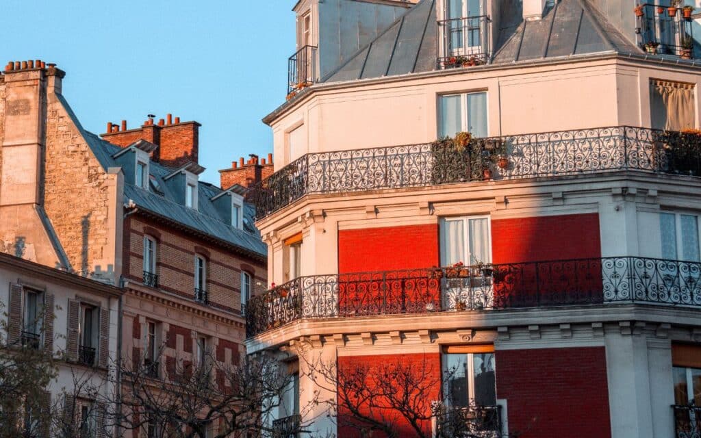 Des banques françaises prêtent désormais sans apport (ou presque) : des milliers d’acheteurs profitent de la brèche avant qu’elle ne se referme