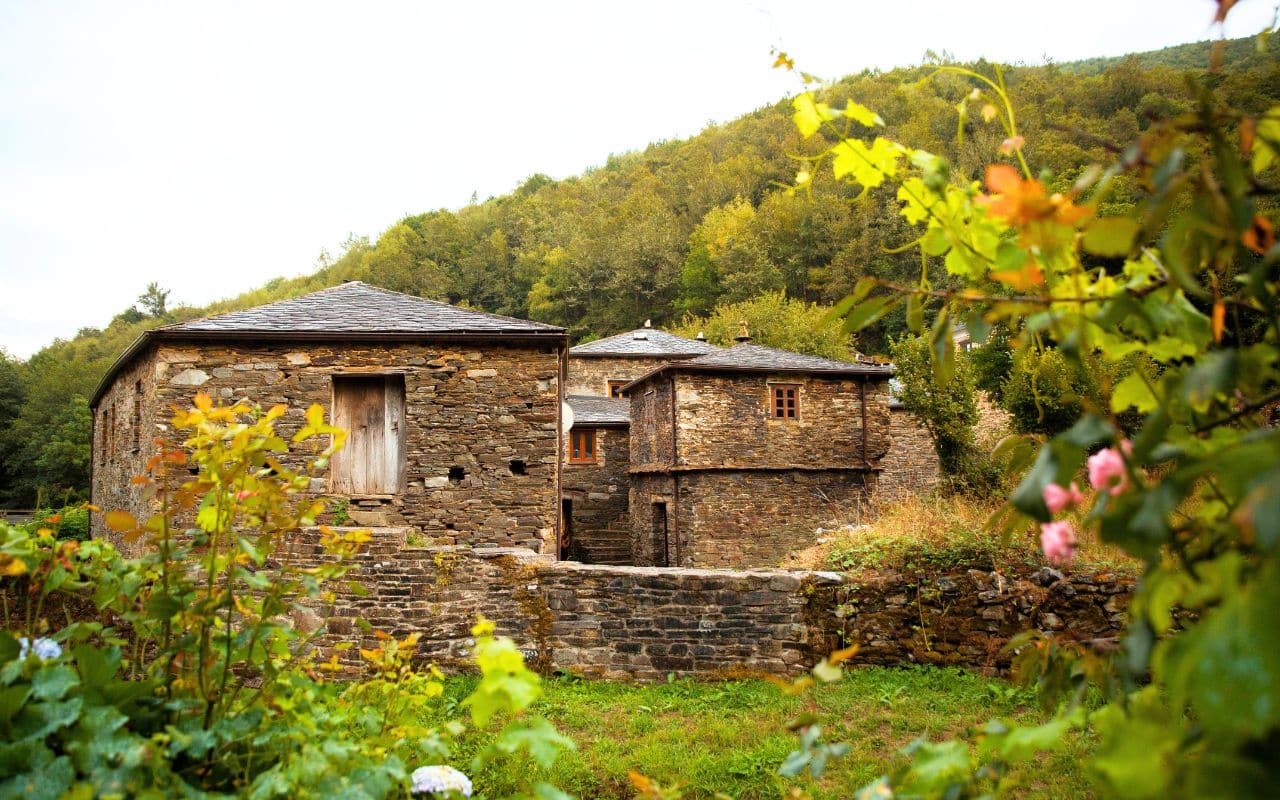 Des héritiers bloquent des maisons habitables pendant 20 ans sans rien faire mais cette réforme veut leur retirer le pouvoir de dire non