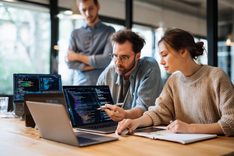 Ce qui fait la différence entre java et javascript