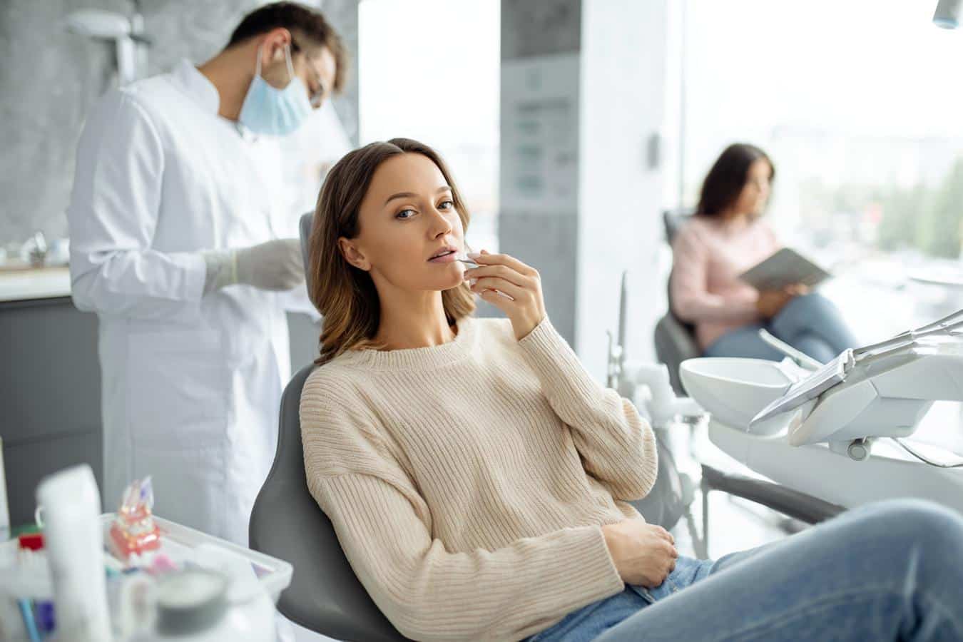 douleurs gencives inflammation plaque dentaire