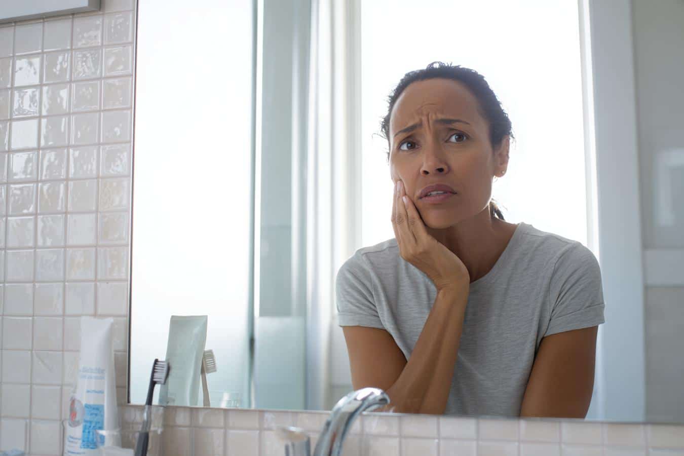 douleurs gencives parodontite debutante traitements