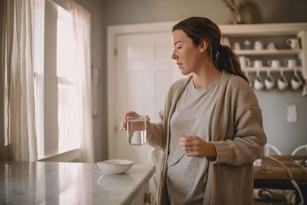 eau salee pour douleurs gencives