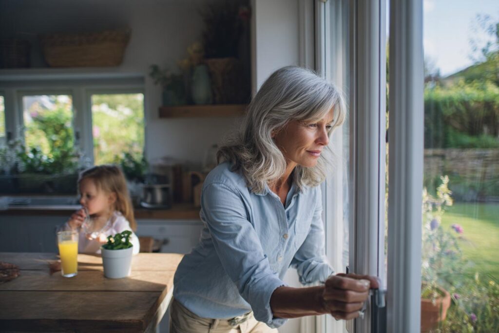 entrebailleur pvc sans peryage sur fenytre