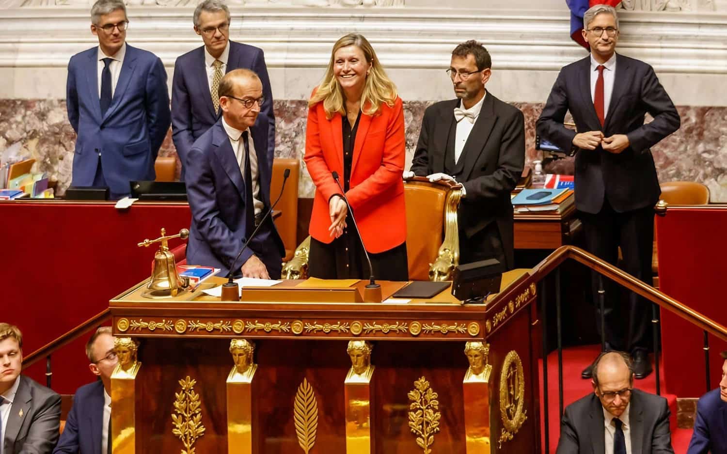 fermeture tiers des agences publiques pour 2 à 3 milliards