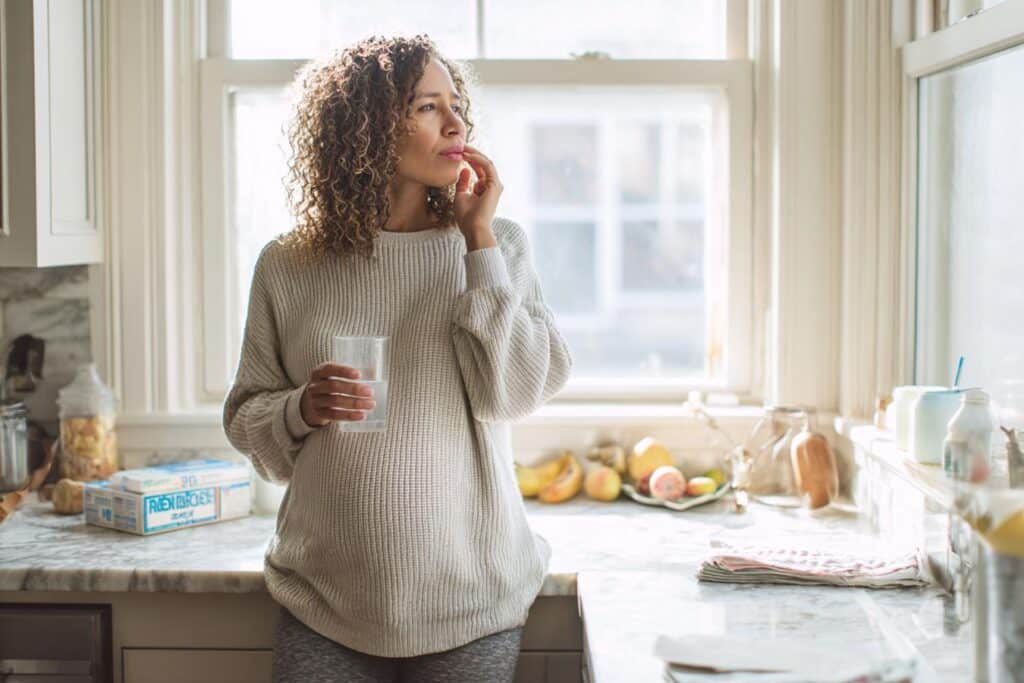 grossesse changements hormonaux douleurs gencives