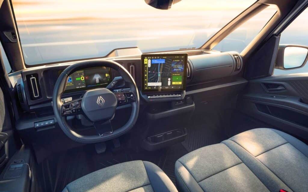 La réponse de Renault à l’offensive chinoise est implacable : ce fourgon électrique français promet 450 km d’autonomie, une charge en 20 minutes et une intelligence embarquée hors normes