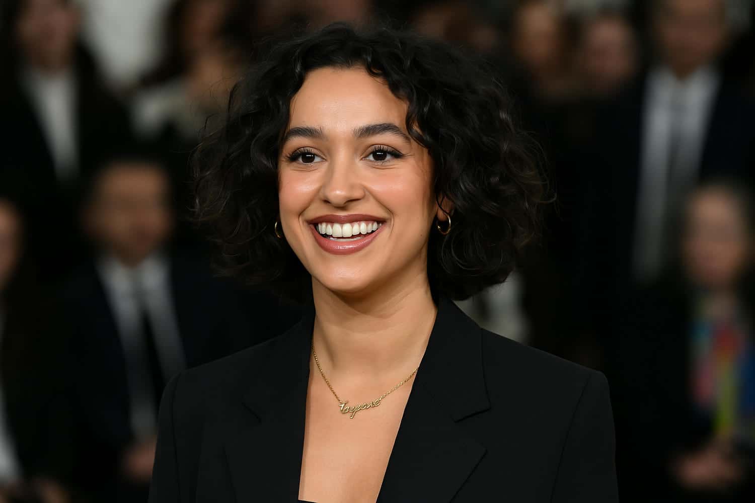 léna situations lance toujours plus