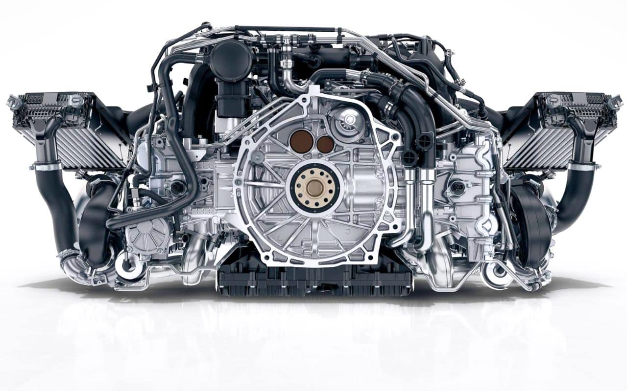 Porsche dégaine un monstre thermique : ce moteur W18 pourrait humilier les V8 et V12 les plus extrêmes