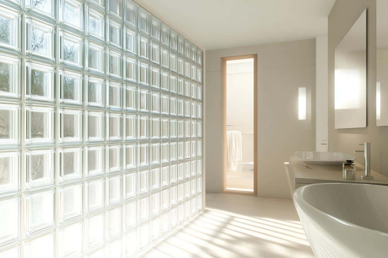 salle de bain moderne mur brique verre