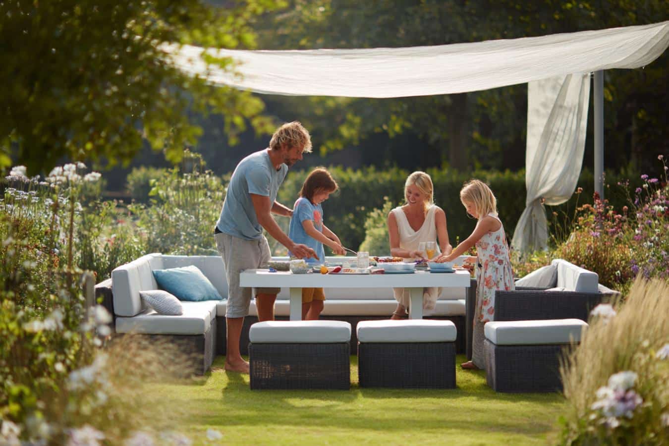 salon de jardin modulable espace exterieur transforme