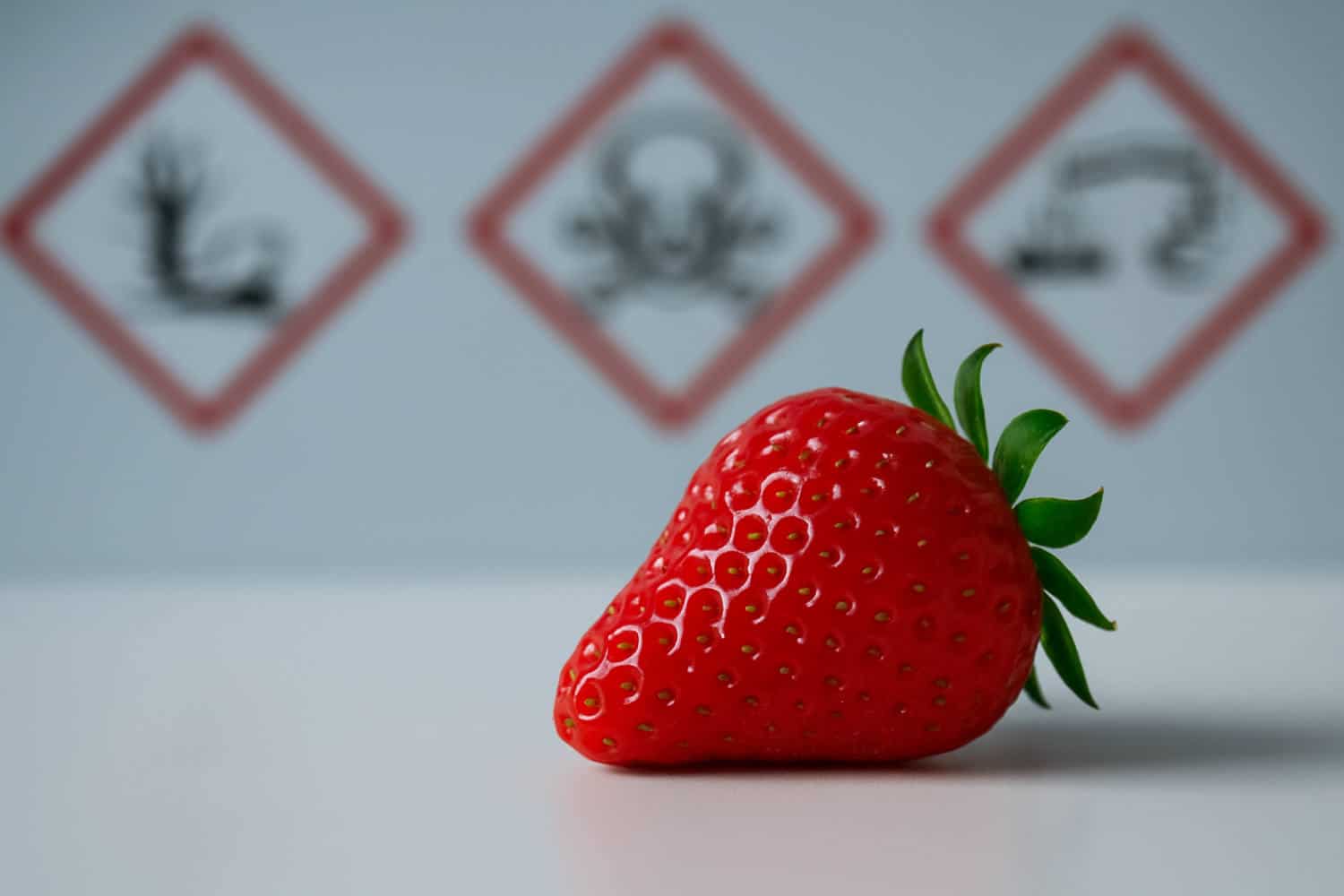 toutes les fraises contaminees produits chimiques permanents