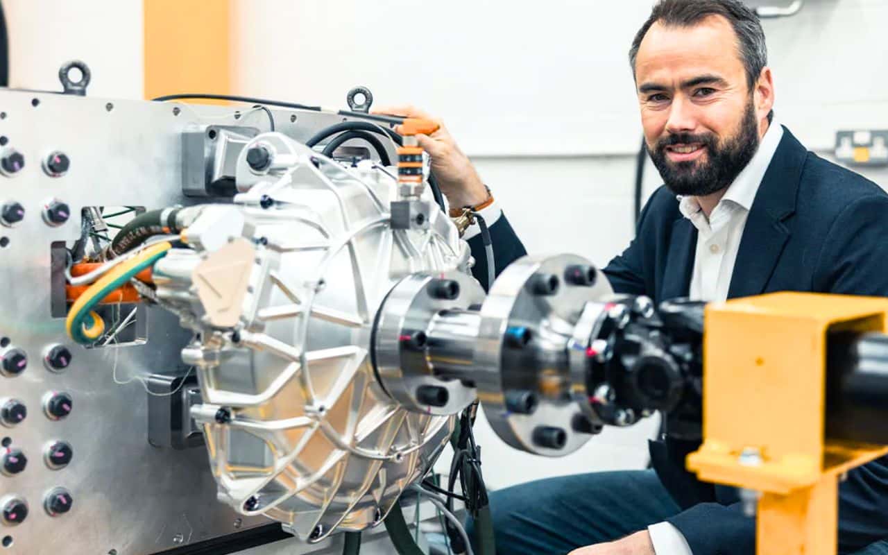 Voici la technologie qui va pulvériser Tesla : un moteur dans chaque roue, 4 000 chevaux, et un futur qui va beaucoup plus vite que prévu